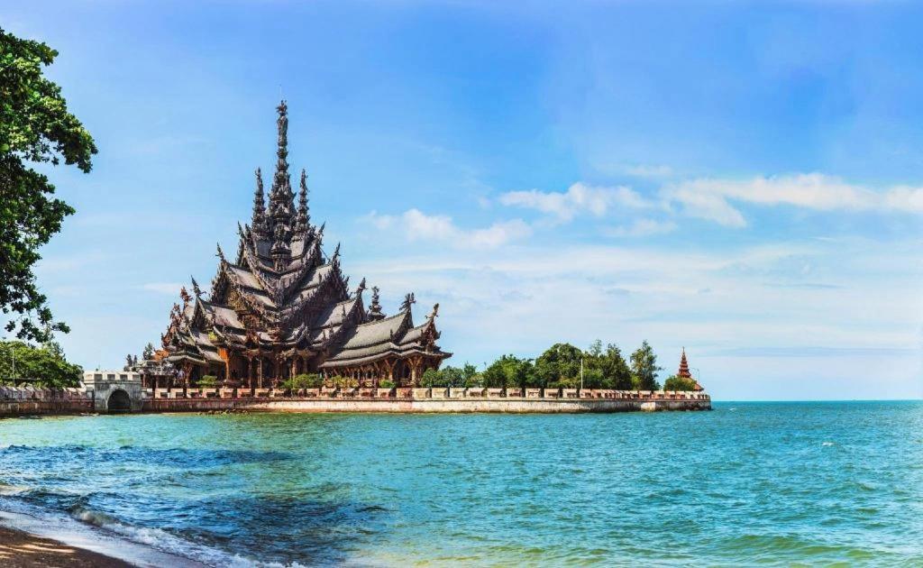 The Green View Pattaya Luaran gambar